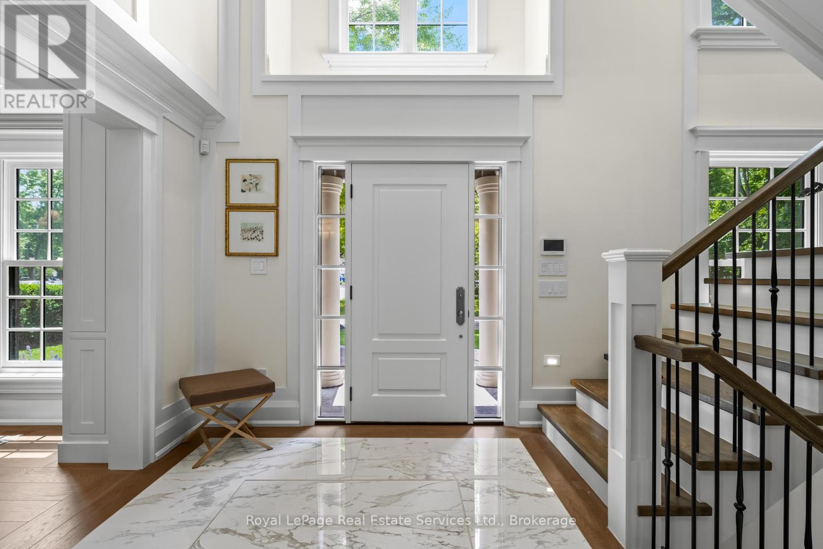 Property at 55 ALLAN STREET image 3
