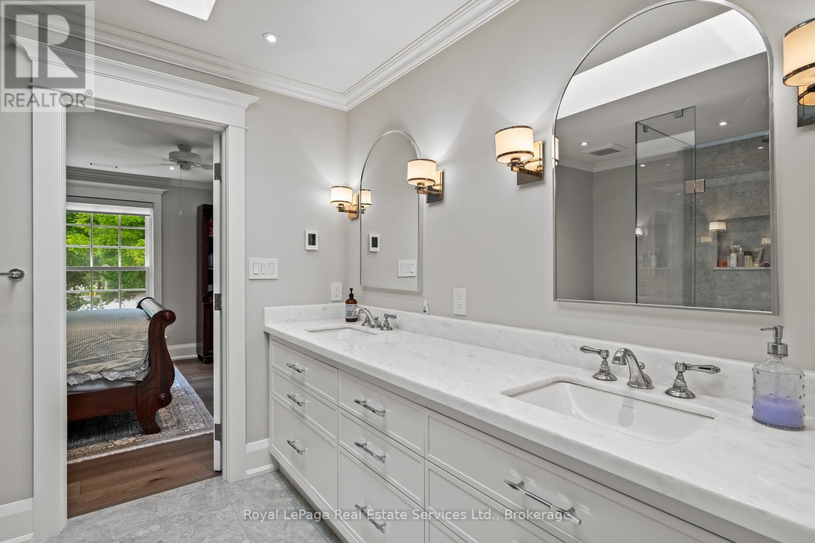 55 Allan Street, Oakville, Ontario  L6J 3M7 - Photo 34 - W12300967