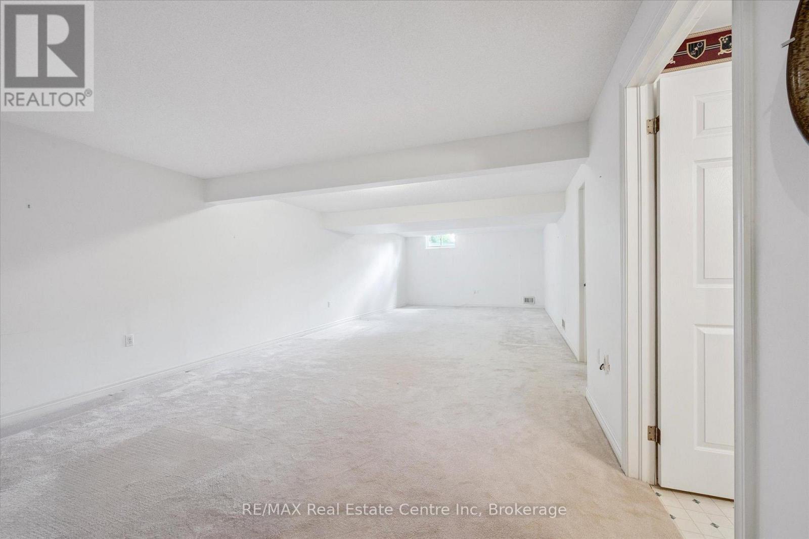 3 Gardenview Court, Guelph, Ontario  N1G 4X7 - Photo 17 - X12300972