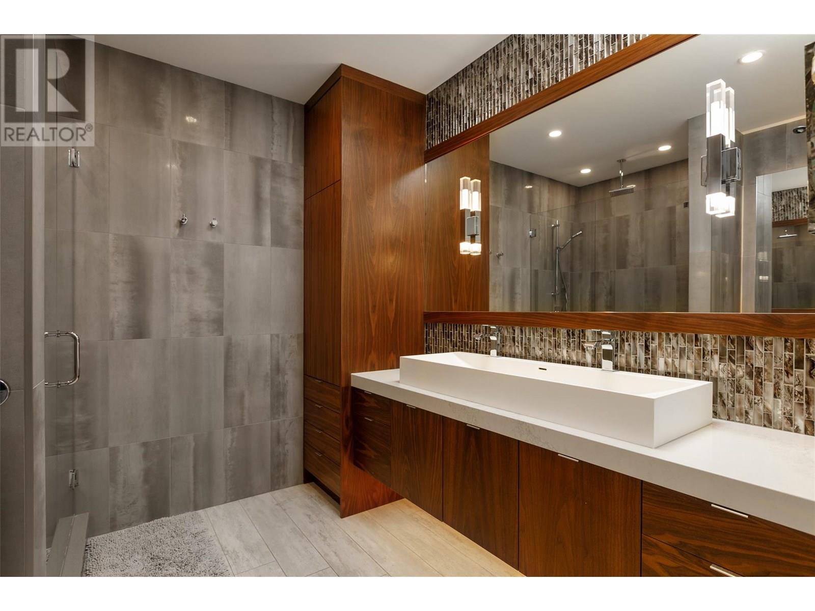 228 Caliburn Court, Kelowna, British Columbia  V1V 1N2 - Photo 46 - 10356520