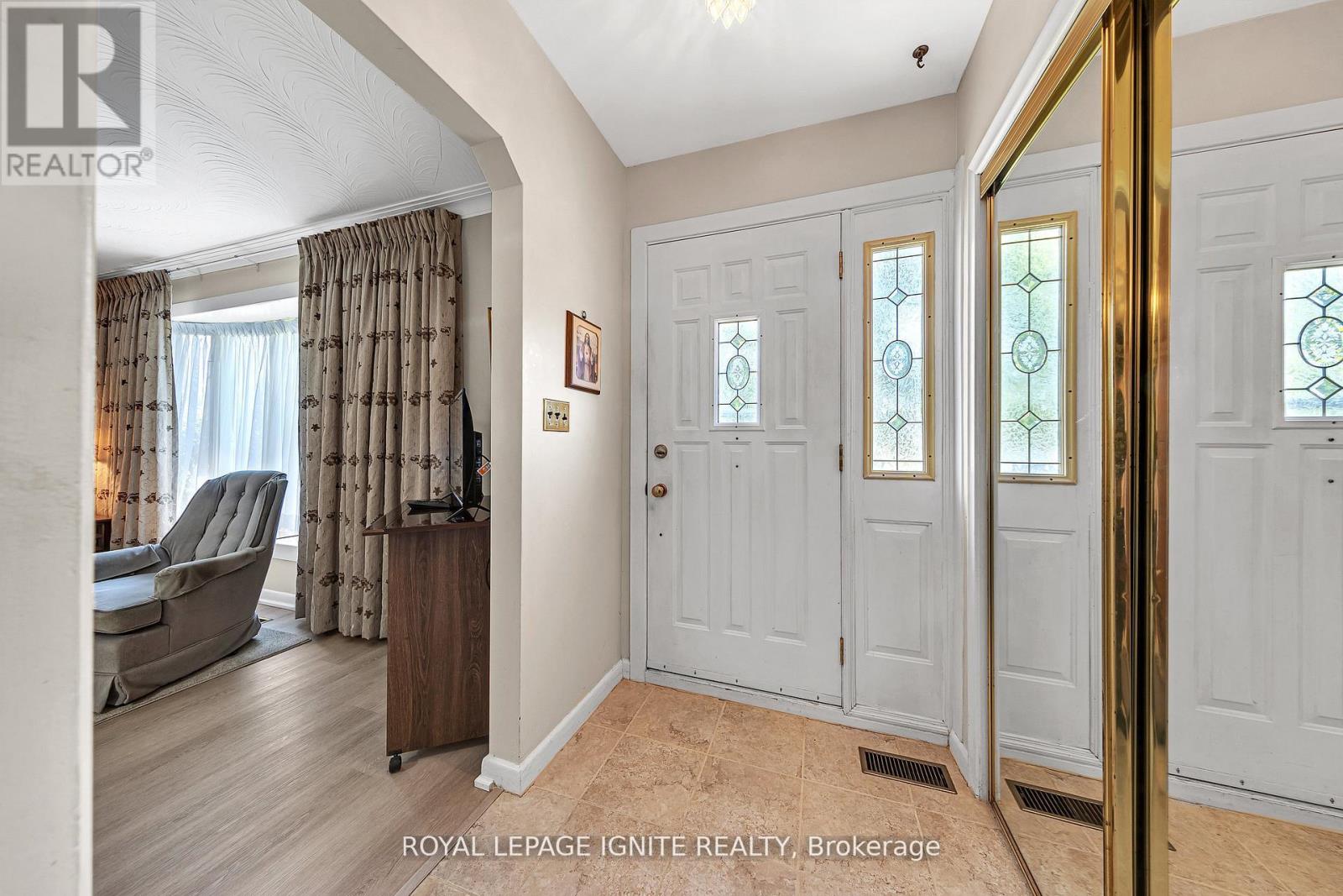 Property at 24 BERAN DRIVE image 3