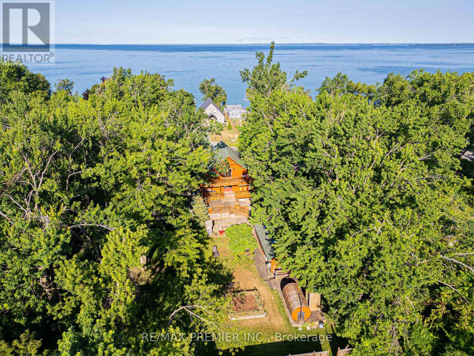 Property at 2441 LAKESHORE DRIVE image 2