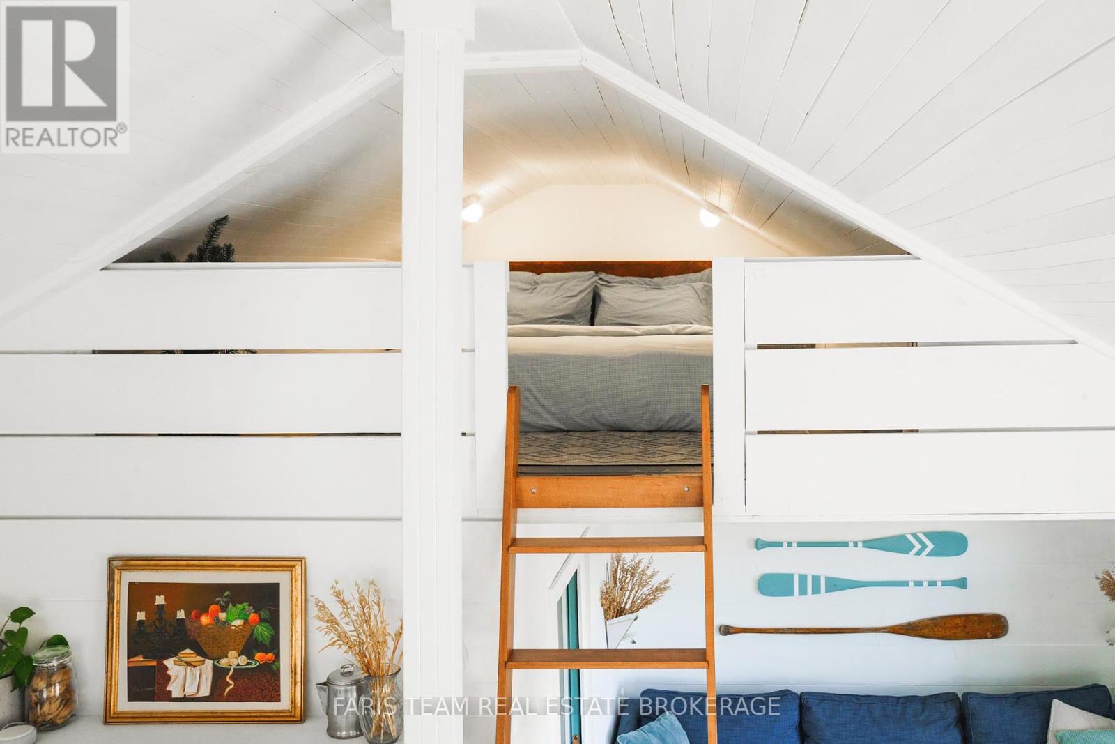 7 Delta Drive, Tay, Ontario  L0K 2C0 - Photo 15 - S12301062