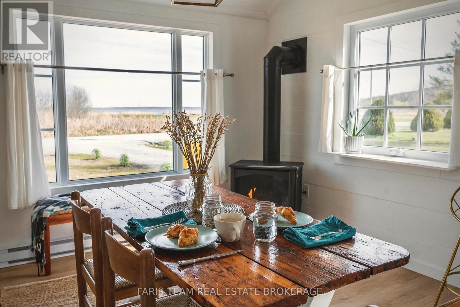Property at 7 DELTA DRIVE image 3