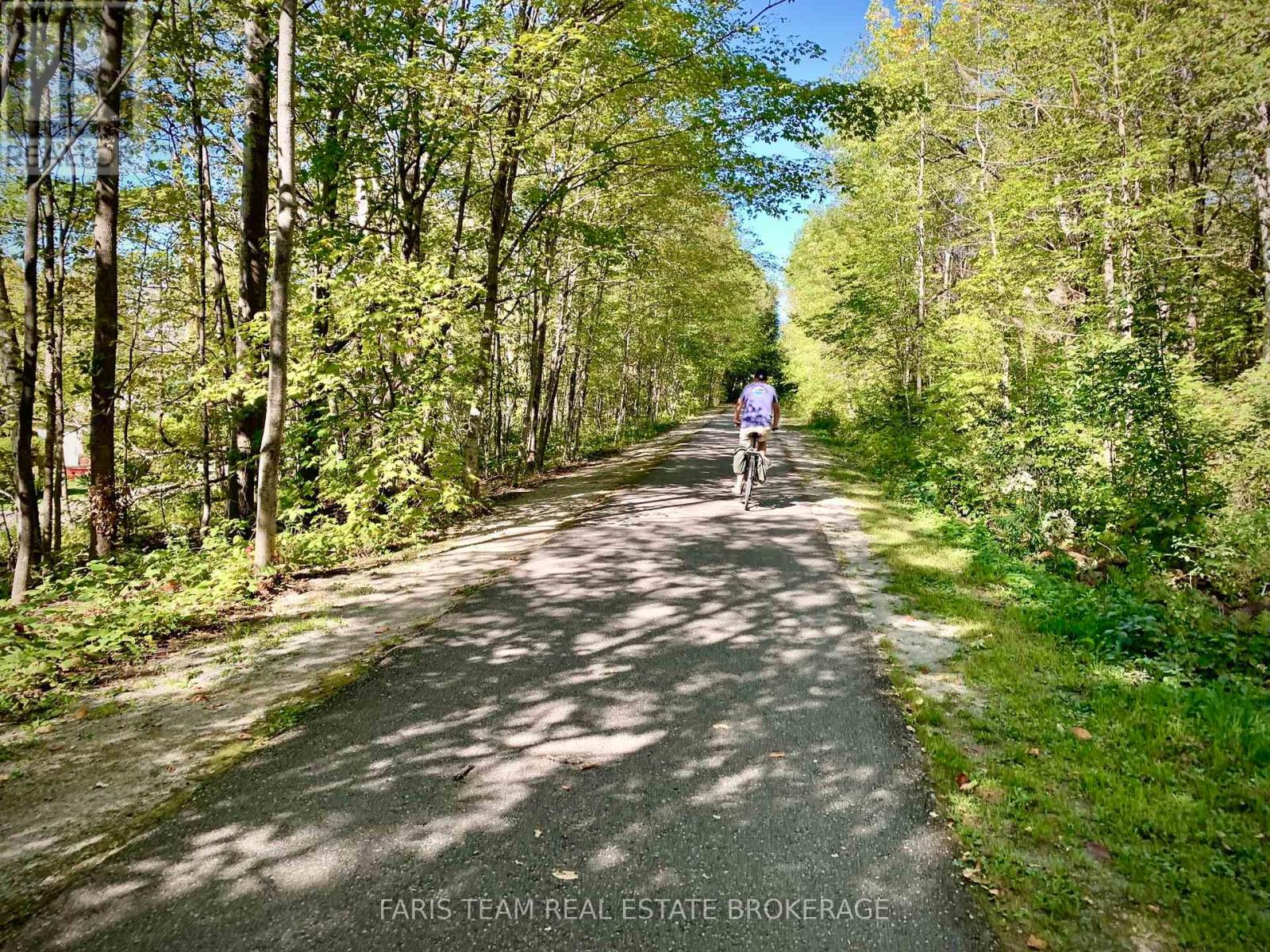 7 Delta Drive, Tay, Ontario  L0K 2C0 - Photo 35 - S12301062