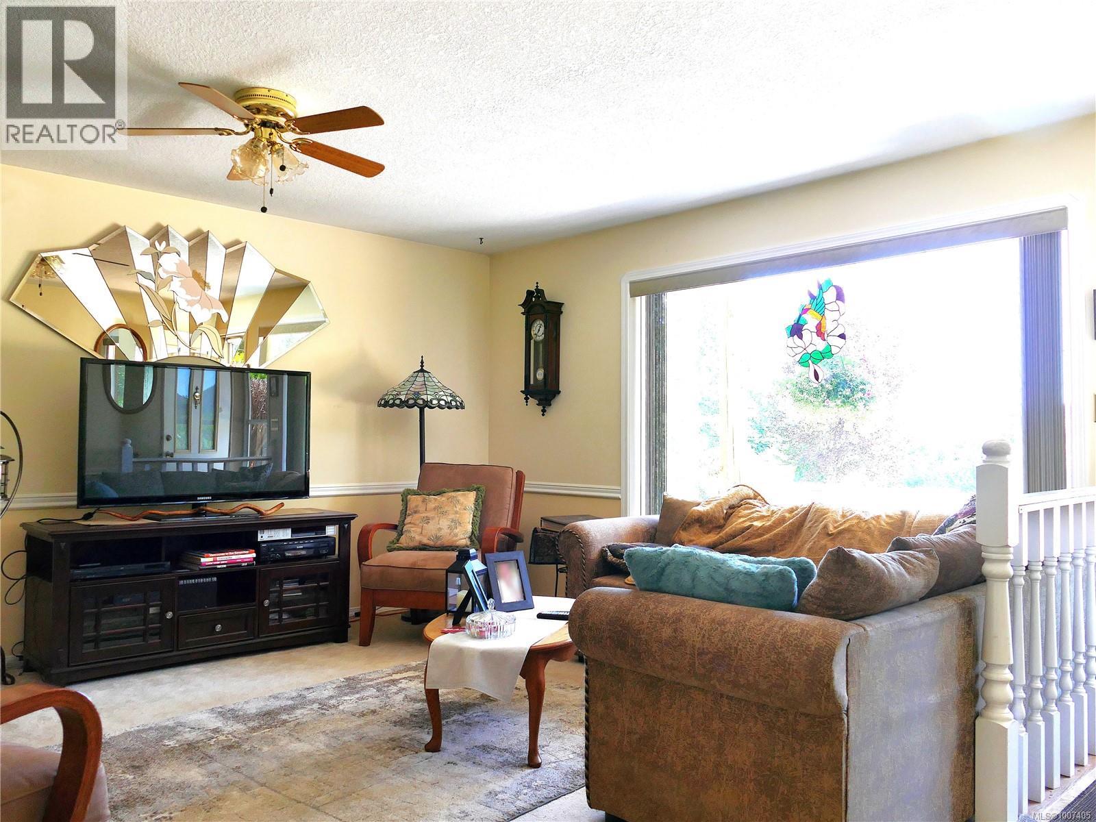 6637 Walker Frontage Rd, Fanny Bay, British Columbia V0R 1W0 - Photo 11 - 1007405