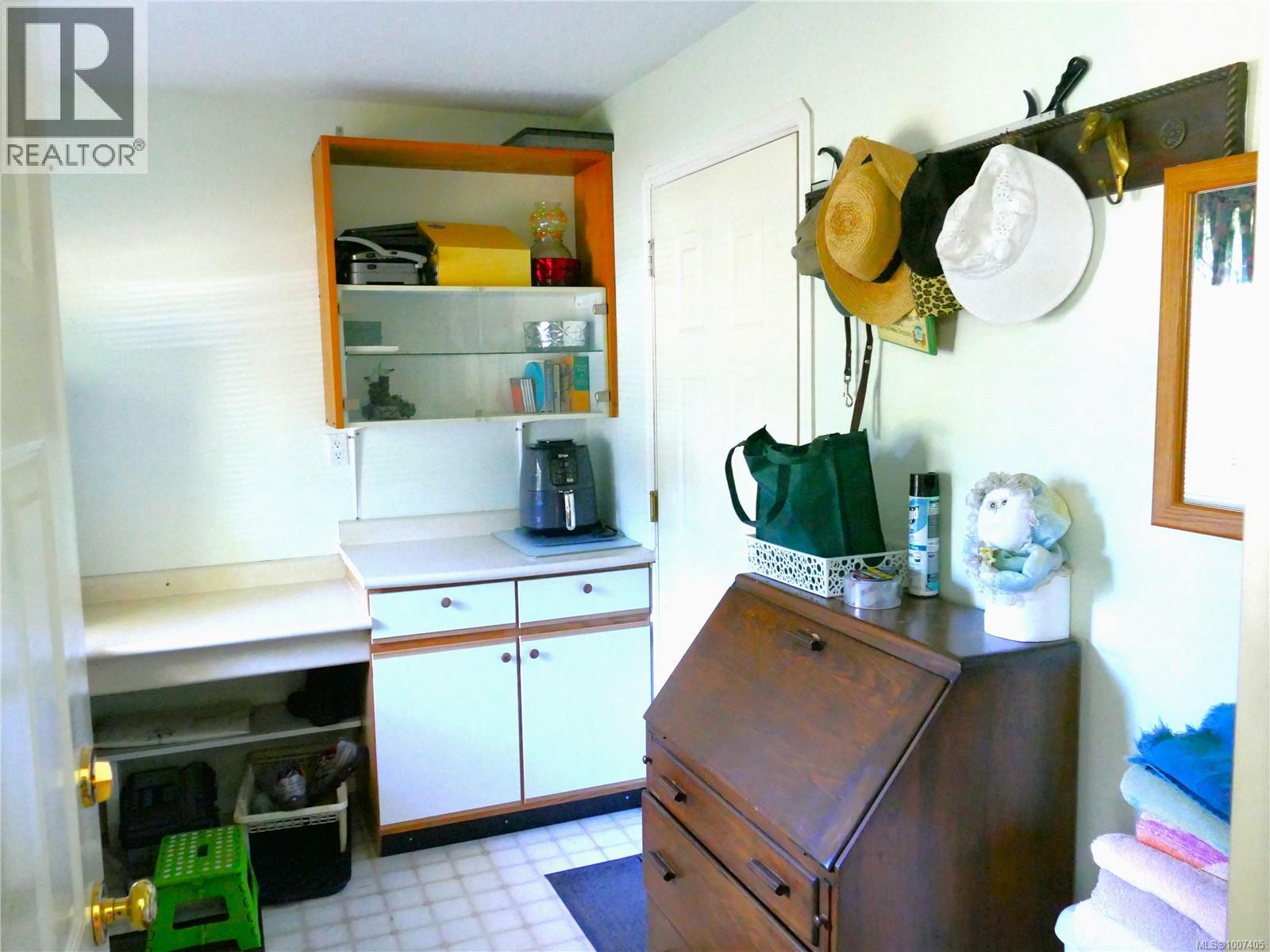 6637 Walker Frontage Rd, Fanny Bay, British Columbia V0R 1W0 - Photo 25 - 1007405