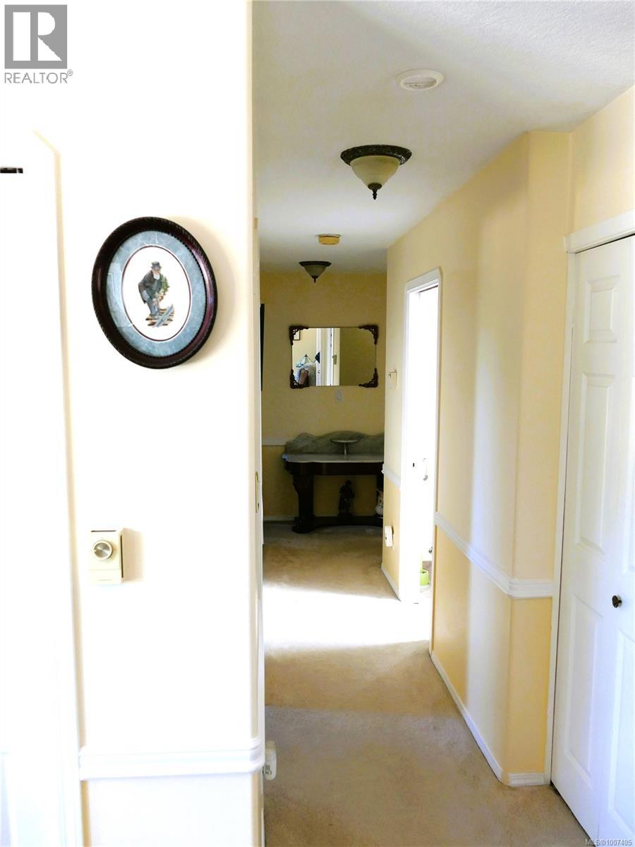 6637 Walker Frontage Rd, Fanny Bay, British Columbia V0R 1W0 - Photo 23 - 1007405