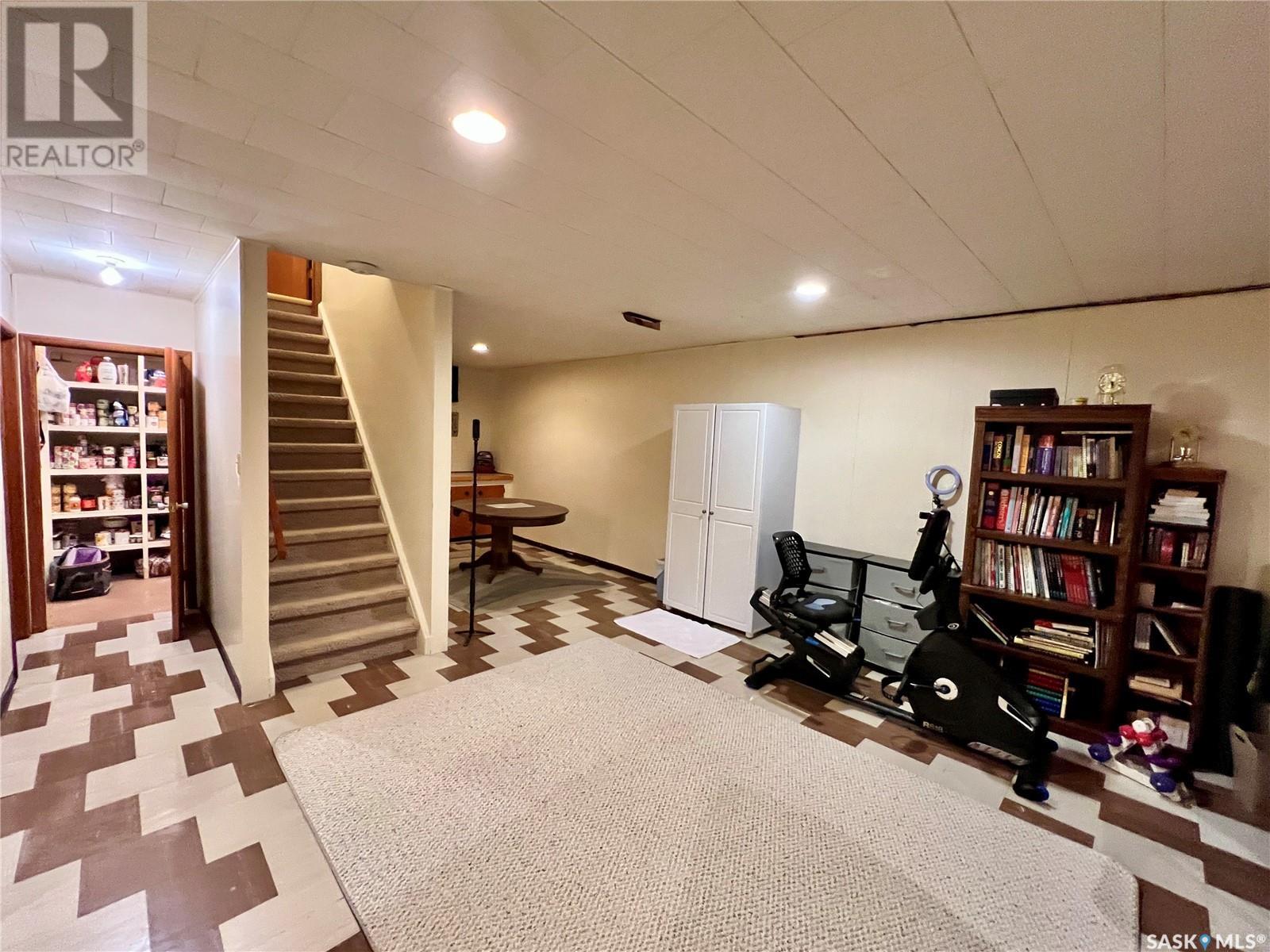 Shaddock Acreage, Ponteix, Saskatchewan  S0N 1Z0 - Photo 12 - SK013357