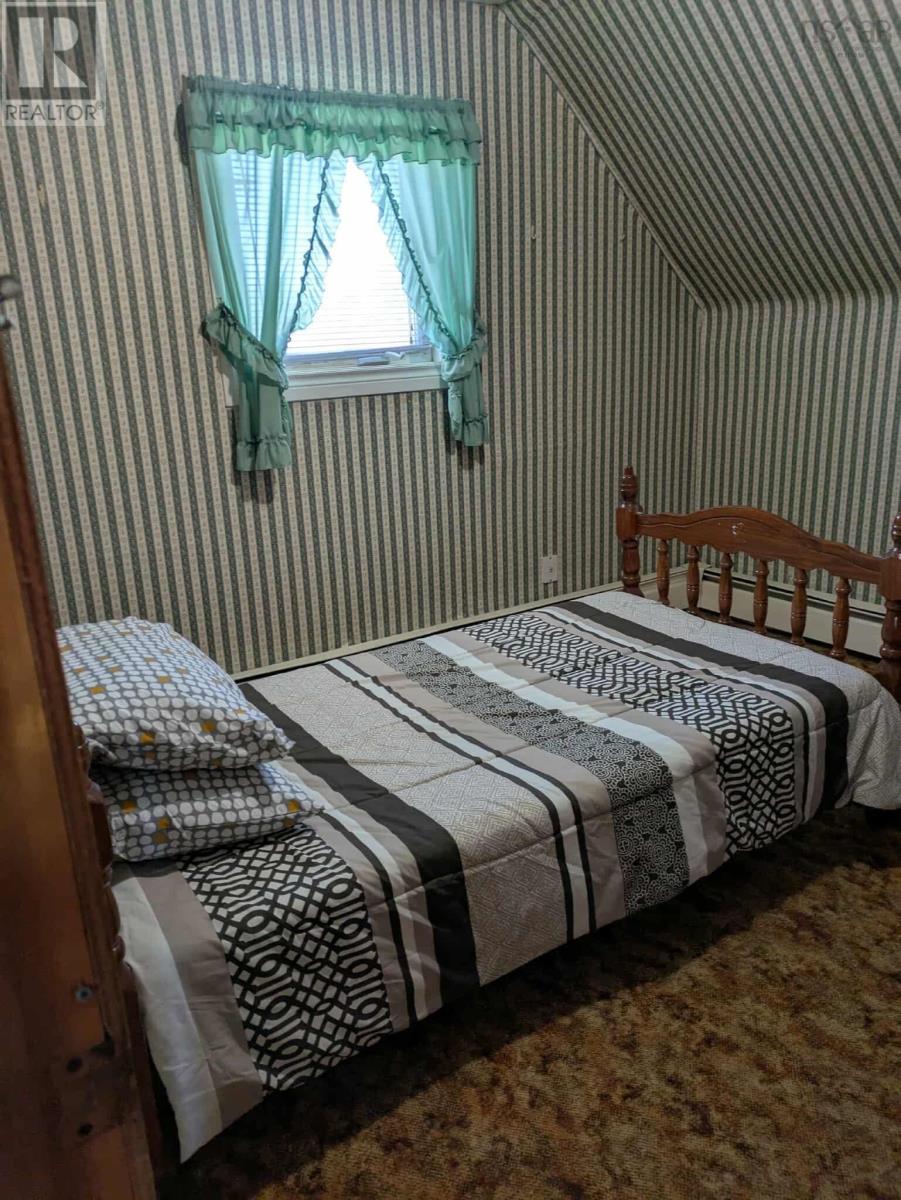 3 Thompson Avenue, North Sydney, Nova Scotia  B2A 1X7 - Photo 12 - 202517466