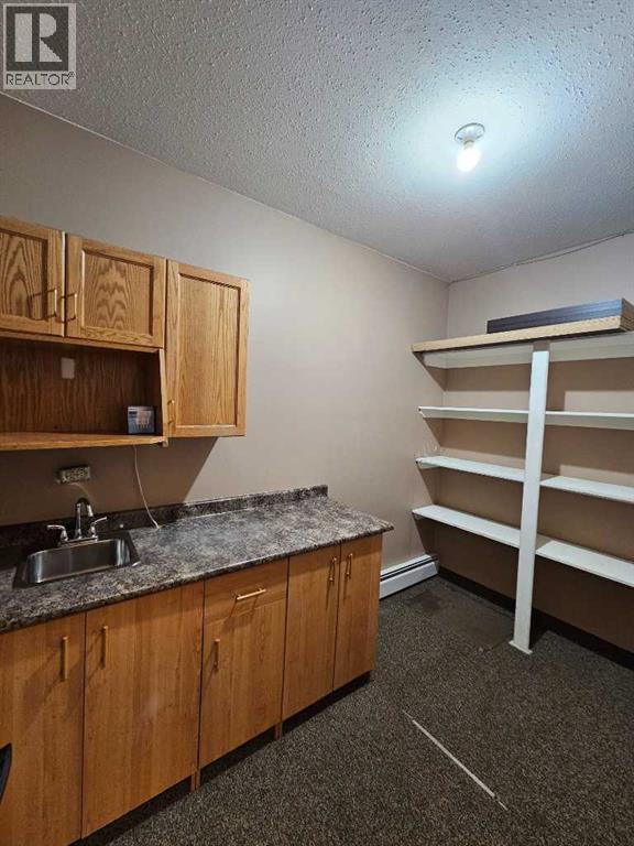 1a, 7836 49 Avenue, Red Deer, Alberta  T4P 2B5 - Photo 4 - A2231028