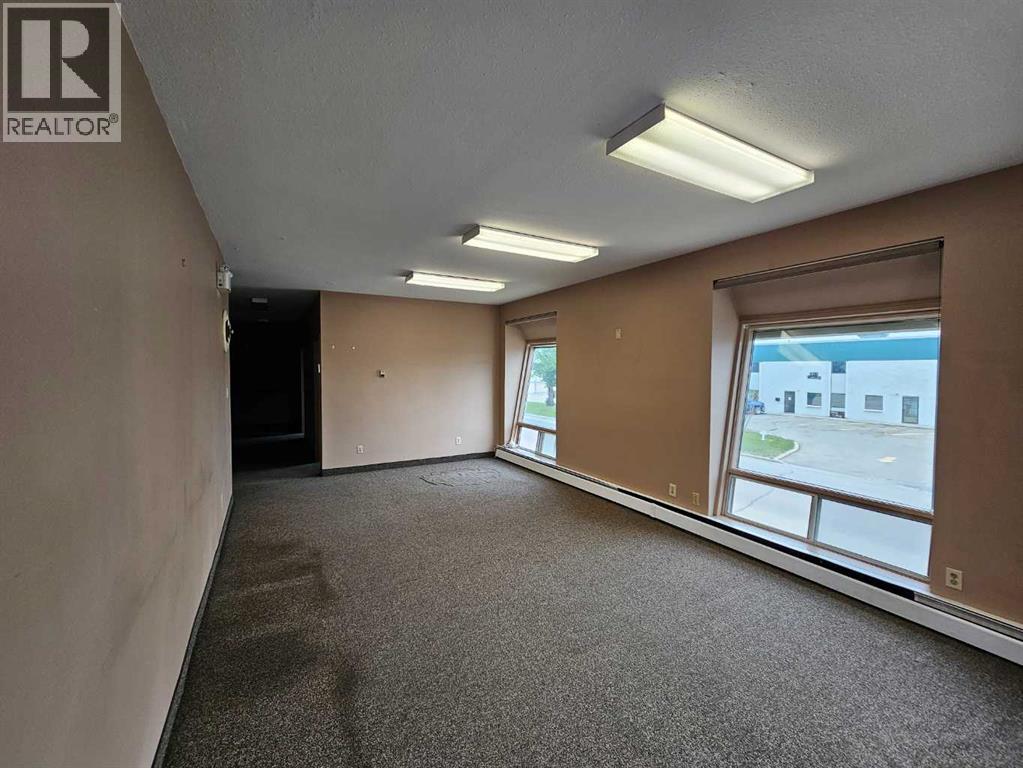 1a, 7836 49 Avenue, Red Deer, Alberta  T4P 2B5 - Photo 2 - A2231028