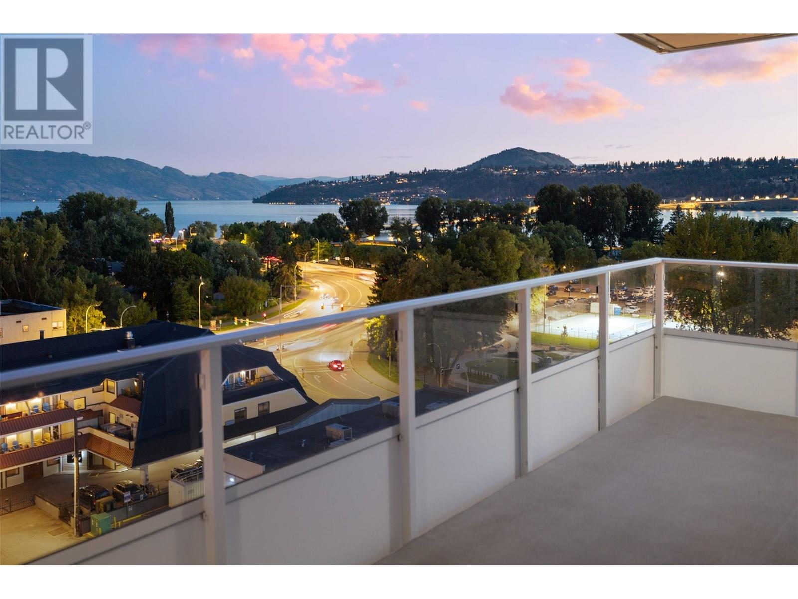Property at 238 Leon Avenue Unit# 807 image 3