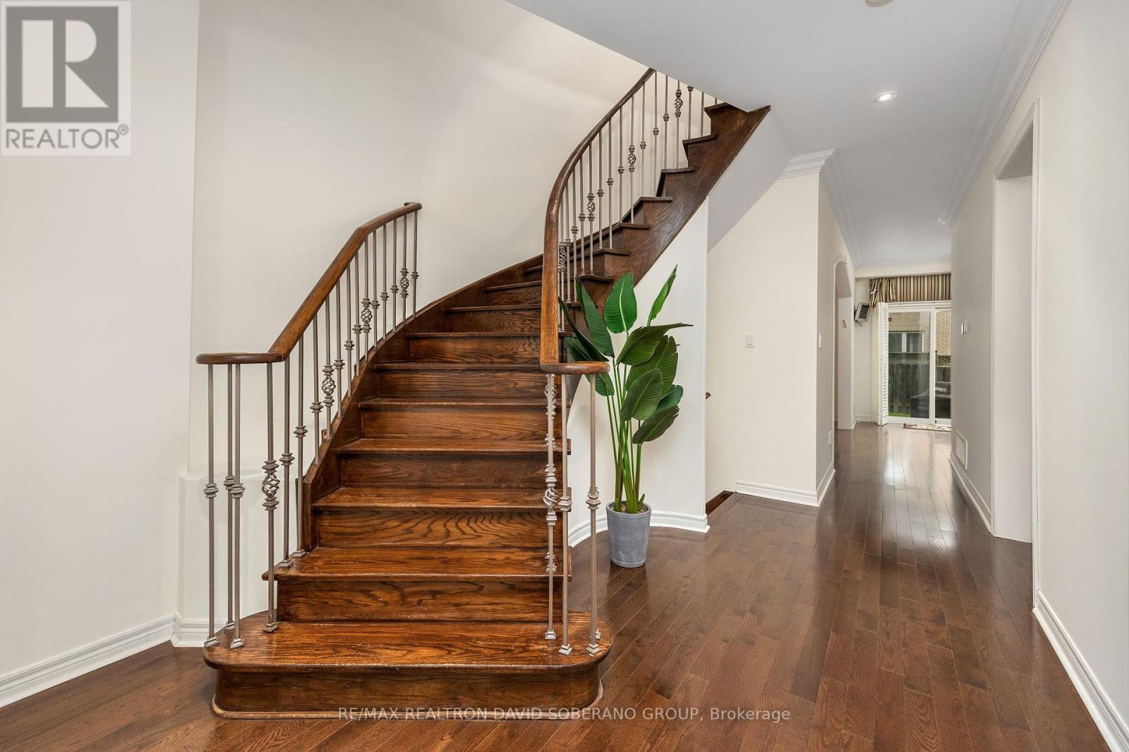 26 Chopin Boulevard, Vaughan, Ontario  L4J 8Y6 - Photo 7 - N12301088