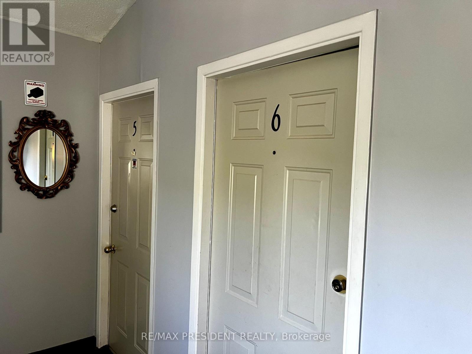 37 Bond Street S, Hamilton, Ontario  L9H 3H2 - Photo 10 - X12299129