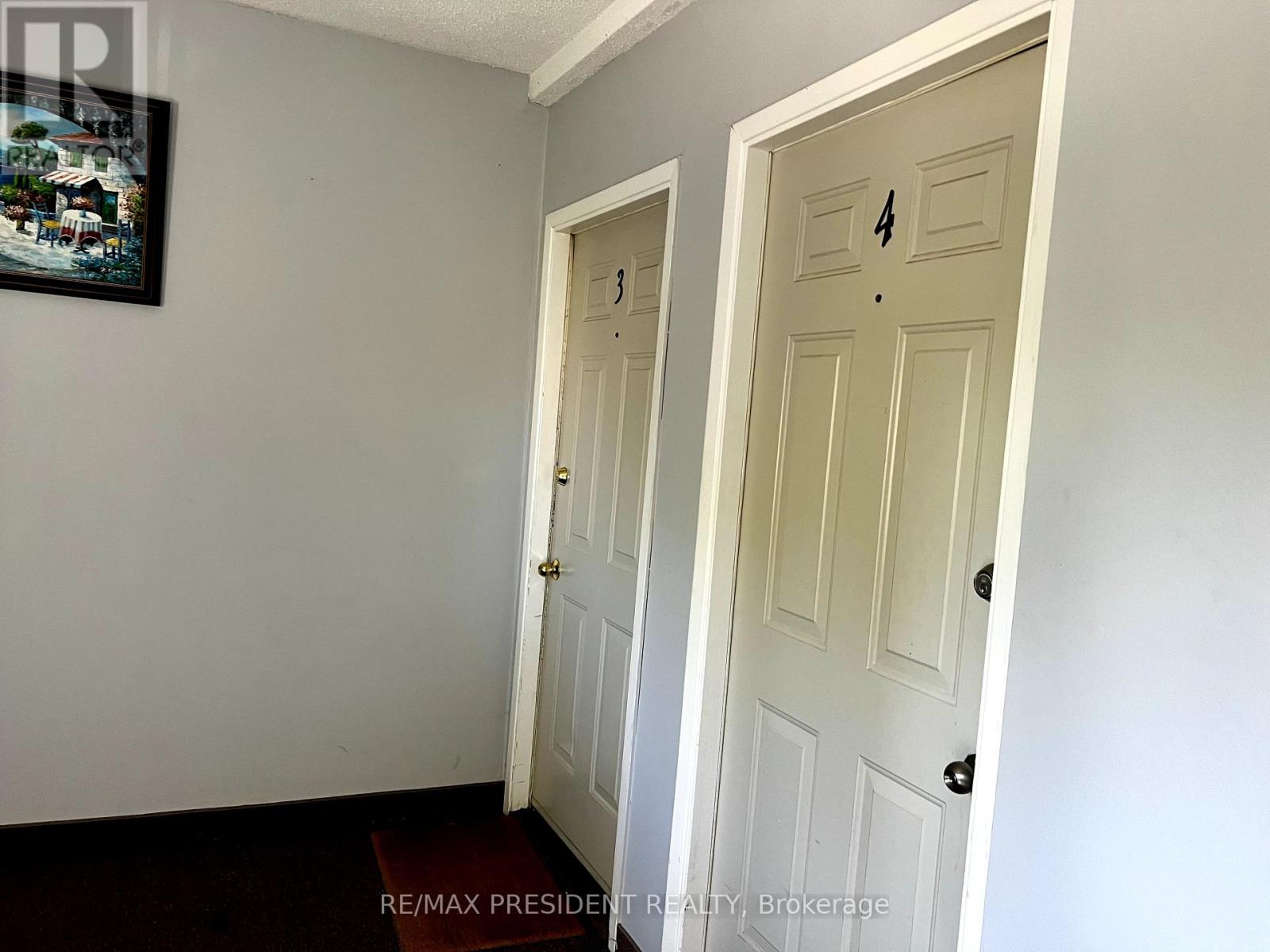 37 Bond Street S, Hamilton, Ontario  L9H 3H2 - Photo 9 - X12299129