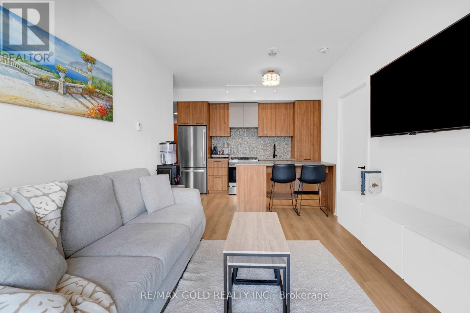 506 A - 10 Lagerfeld Drive, Brampton, Ontario  L7A 5L3 - Photo 11 - W12301090