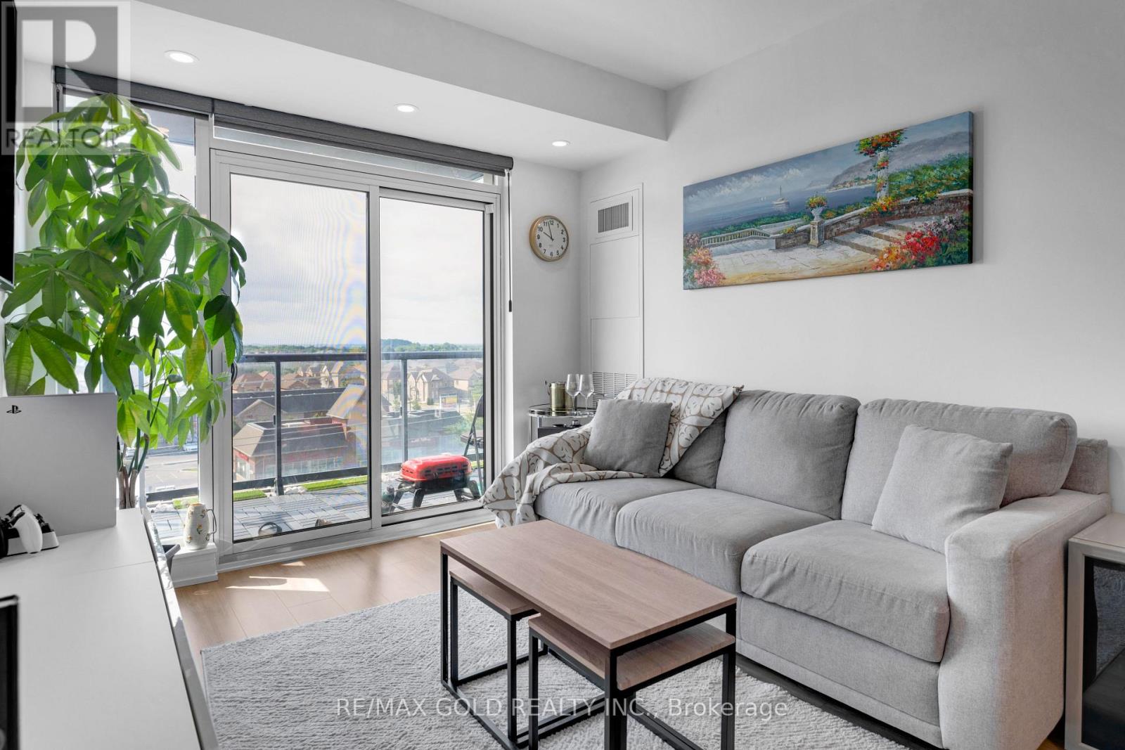506 A - 10 Lagerfeld Drive, Brampton, Ontario  L7A 5L3 - Photo 5 - W12301090