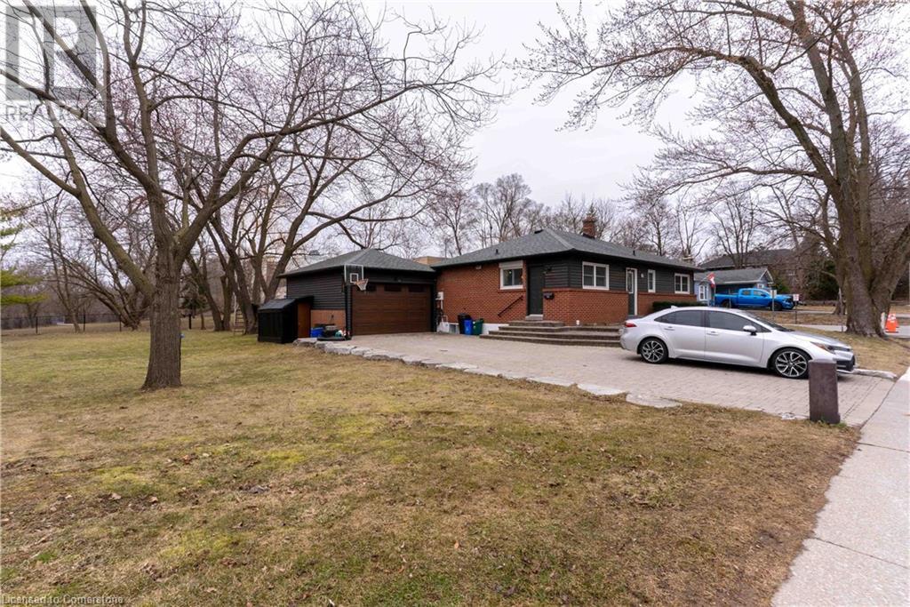 Property at 292 WOODWARD Avenue image 2