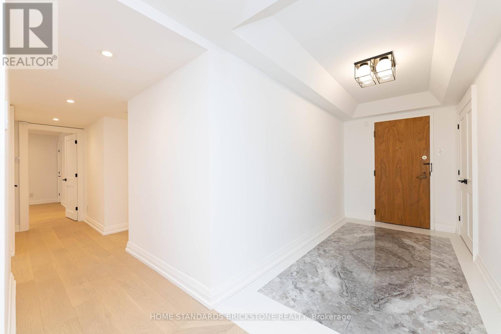 805 - 61 St Clair Avenue W, Toronto, Ontario  M4V 2Y8 - Photo 1 - C12301157