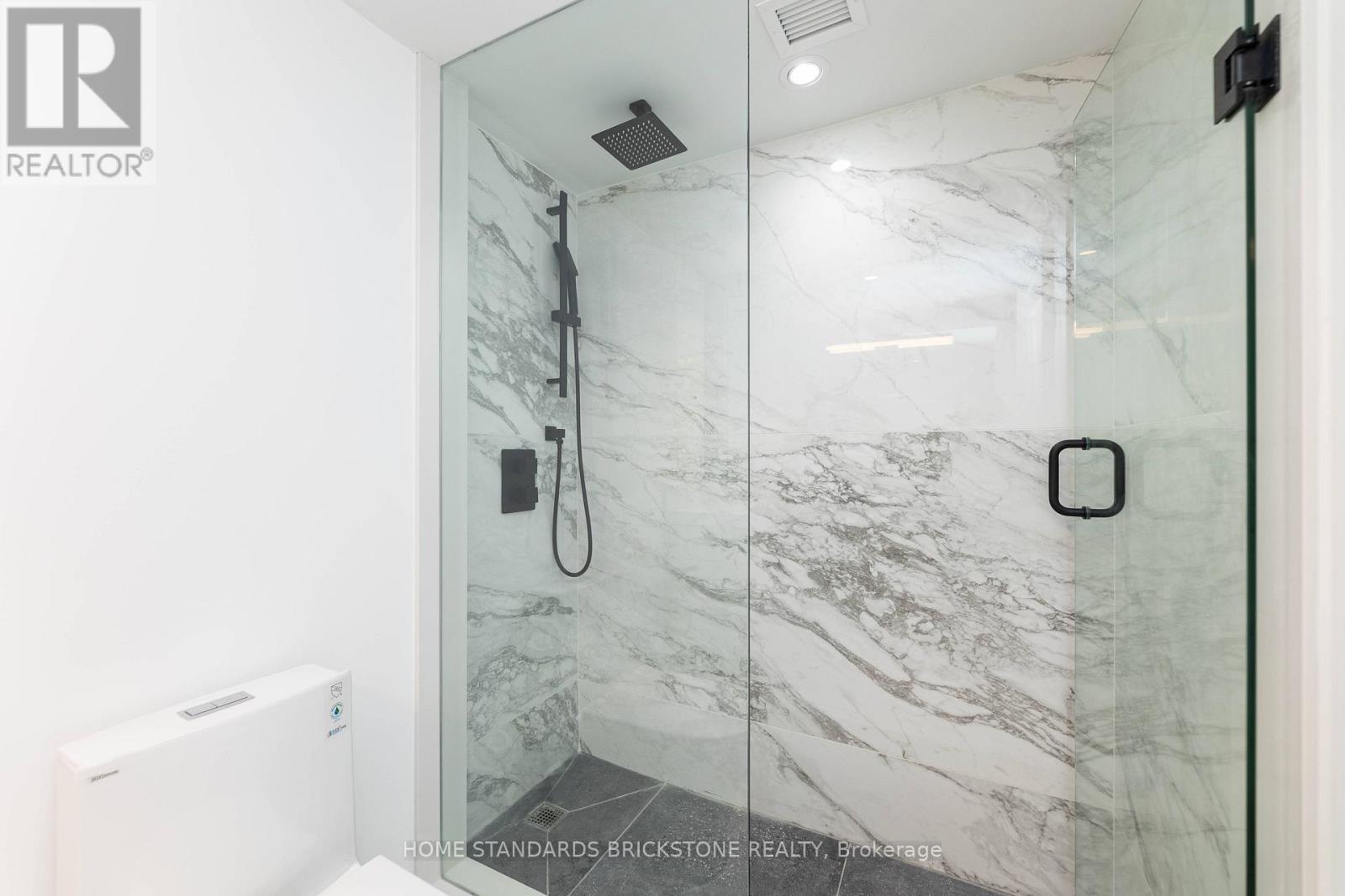 805 - 61 St Clair Avenue W, Toronto, Ontario  M4V 2Y8 - Photo 31 - C12301157