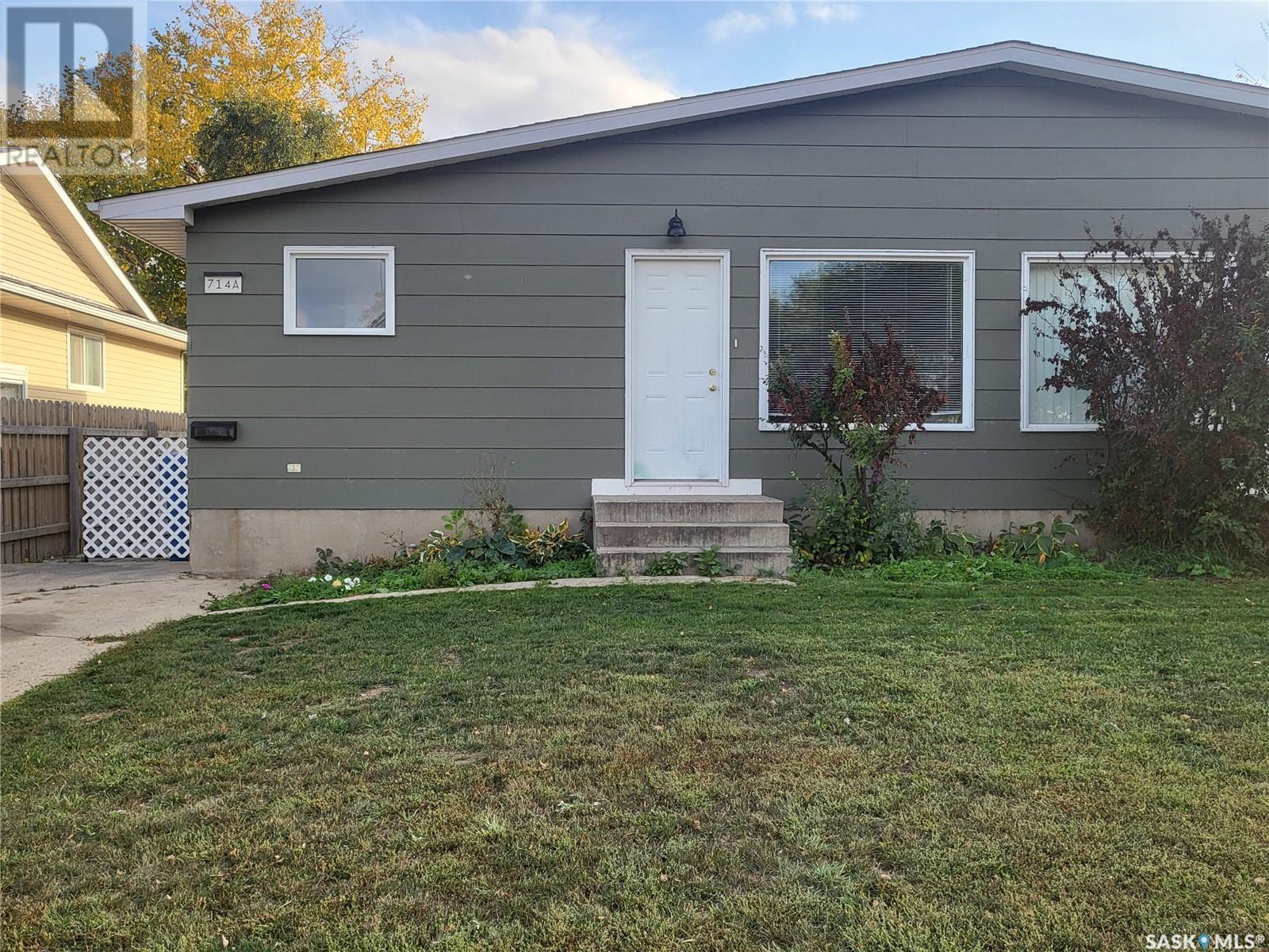 Property at 714 EDWARD PLACE image 2