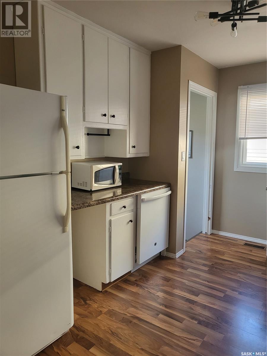 Property at 714 EDWARD PLACE image 4