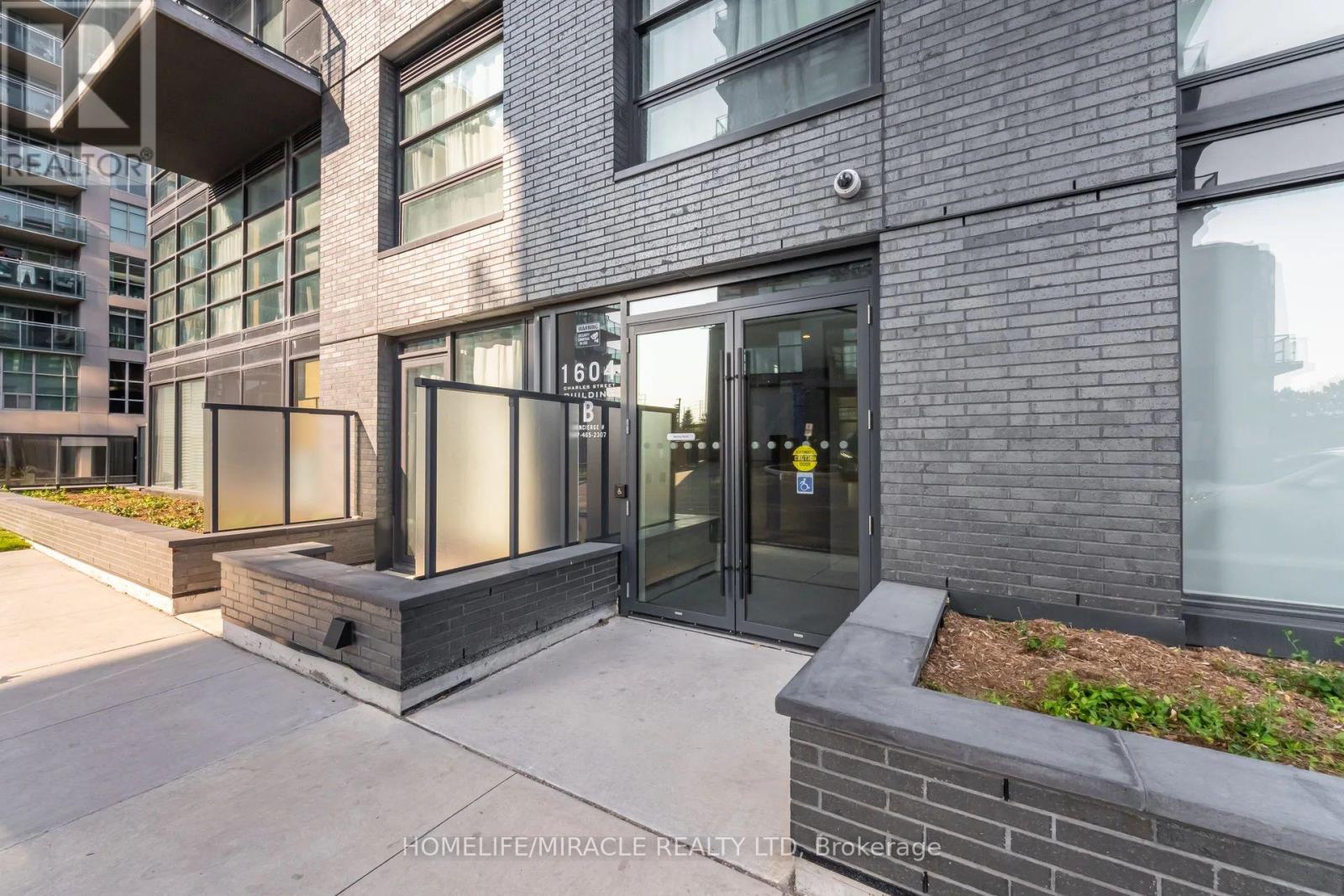 Property at 114 - 1604 CHARLES STREET image 1