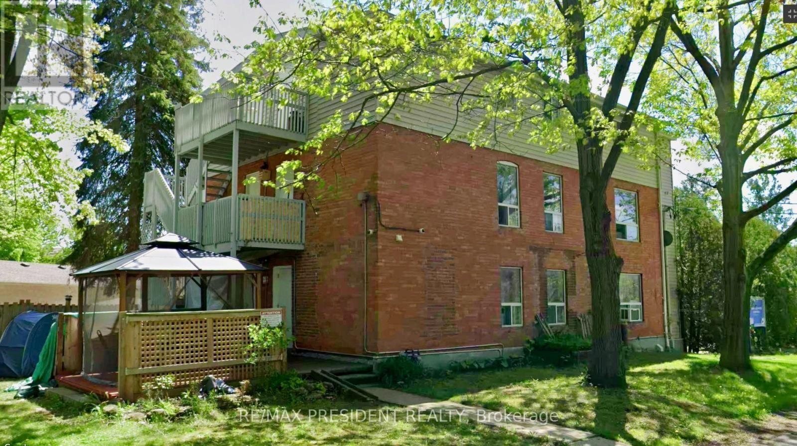 37 Bond Street S, Hamilton, Ontario  L9H 3H2 - Photo 3 - X12299129