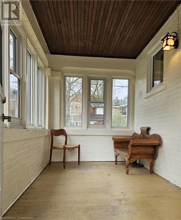 Property at 25 CLARENCE Place image 4