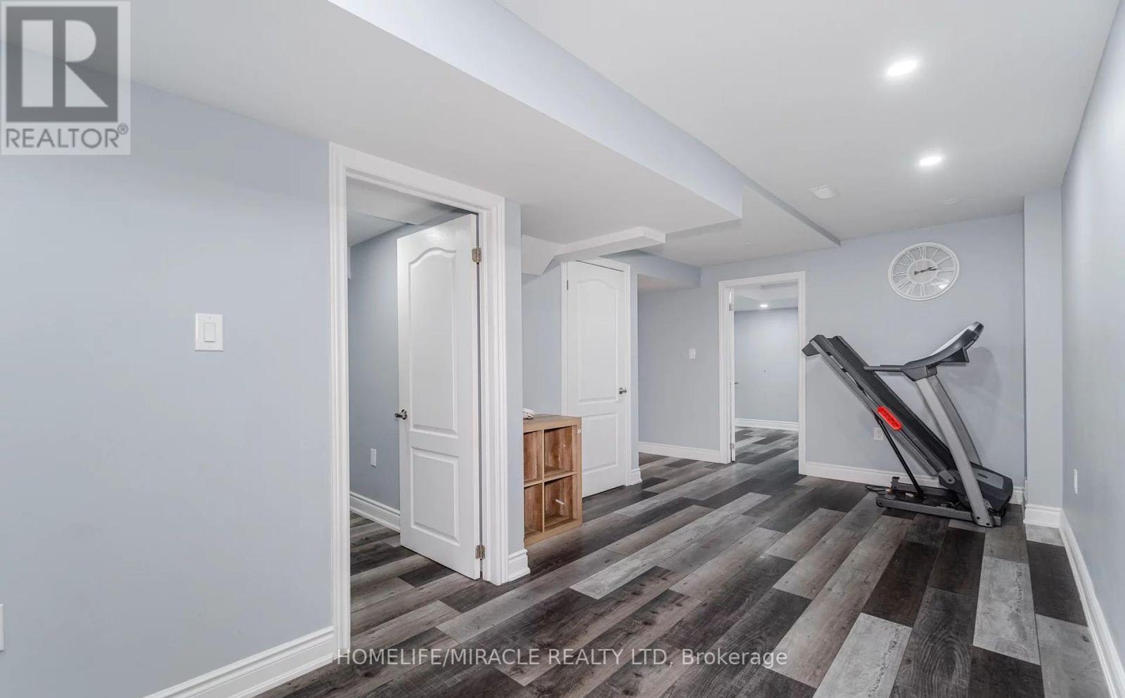 46 Swanton Road, Brampton, Ontario  L6X 5H5 - Photo 10 - W12301108