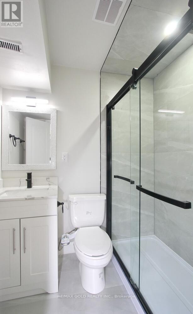 62 - 62 Ashton Crescent, Brampton, Ontario  L6S 3J9 - Photo 16 - W12301113