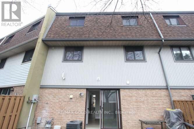 62 - 62 Ashton Crescent, Brampton, Ontario  L6S 3J9 - Photo 19 - W12301113