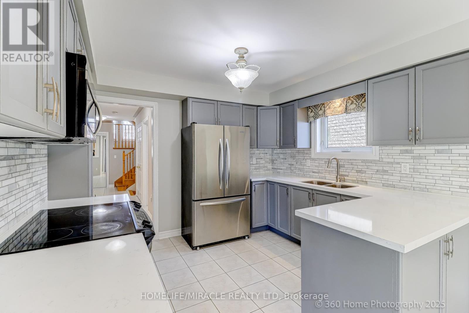 608 Driftcurrent Drive, Mississauga, Ontario  L4Z 4A4 - Photo 14 - W12301125