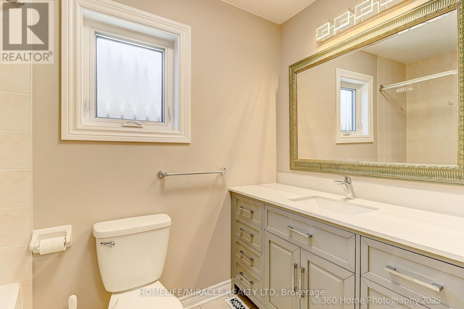608 Driftcurrent Drive, Mississauga, Ontario  L4Z 4A4 - Photo 18 - W12301125
