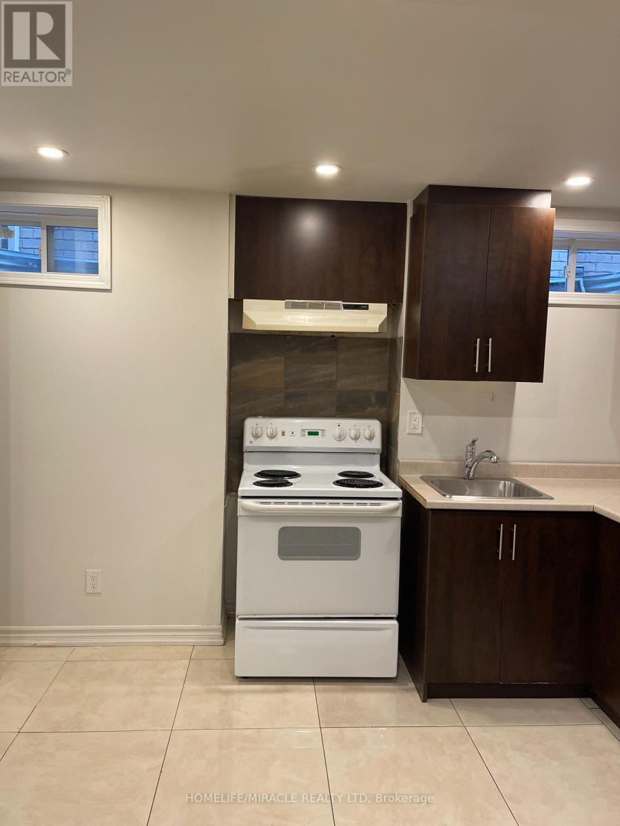 Property at BASEMENT - 1487 CHRETIEN STREET E image 5
