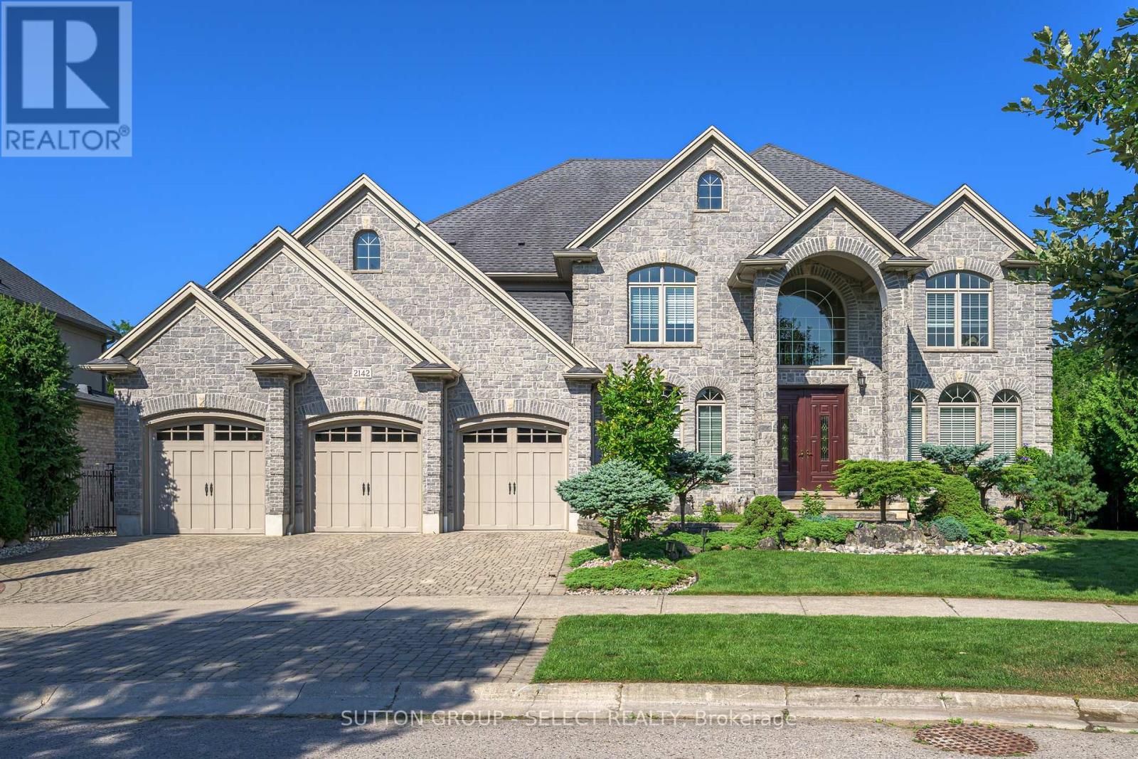 Property at 2142 VALLEYRUN BOULEVARD image 1