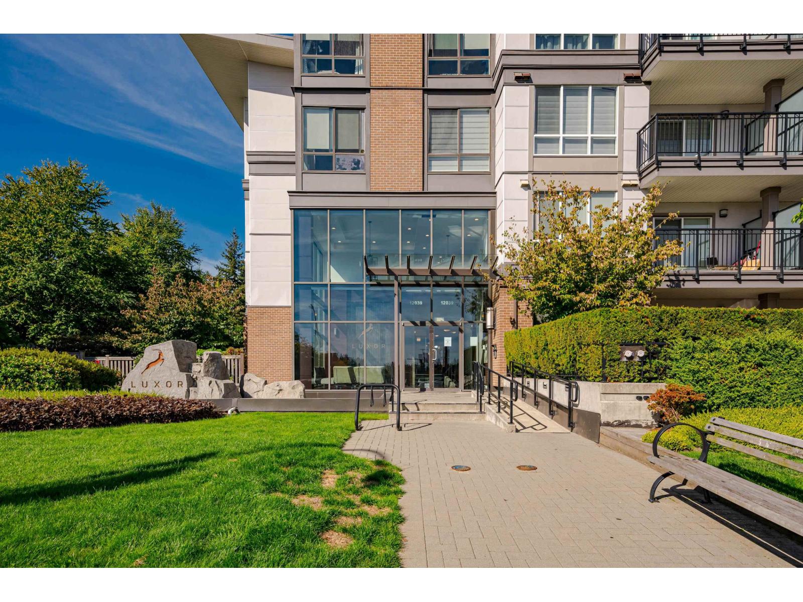 401 12039 64 Avenue, Surrey, British Columbia  V3W 0R7 - Photo 2 - R3029541