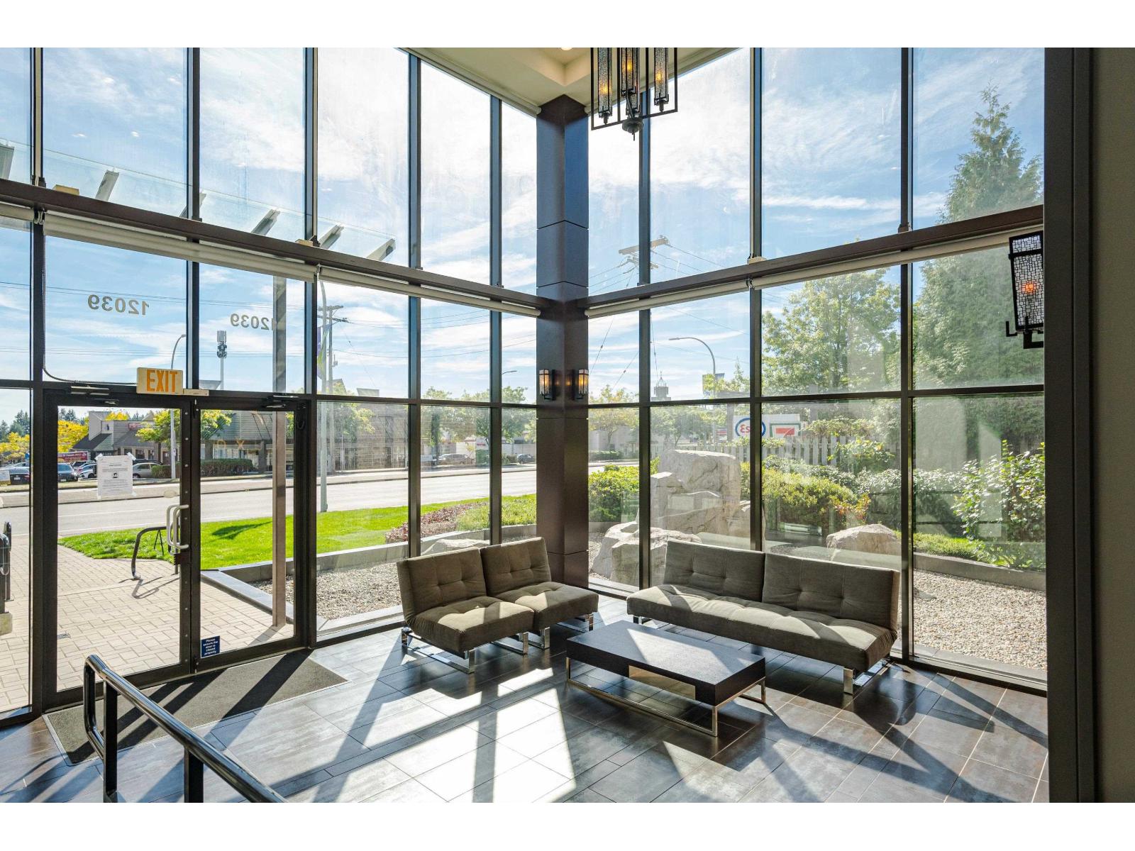 401 12039 64 Avenue, Surrey, British Columbia  V3W 0R7 - Photo 4 - R3029541