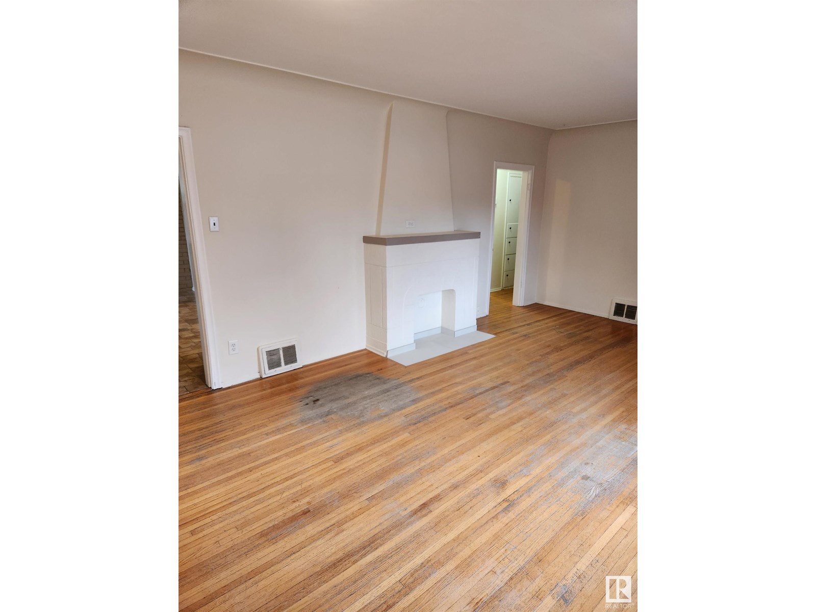 10215 138 St Nw Nw, Edmonton, Alberta  T5N 2H9 - Photo 8 - E4449104