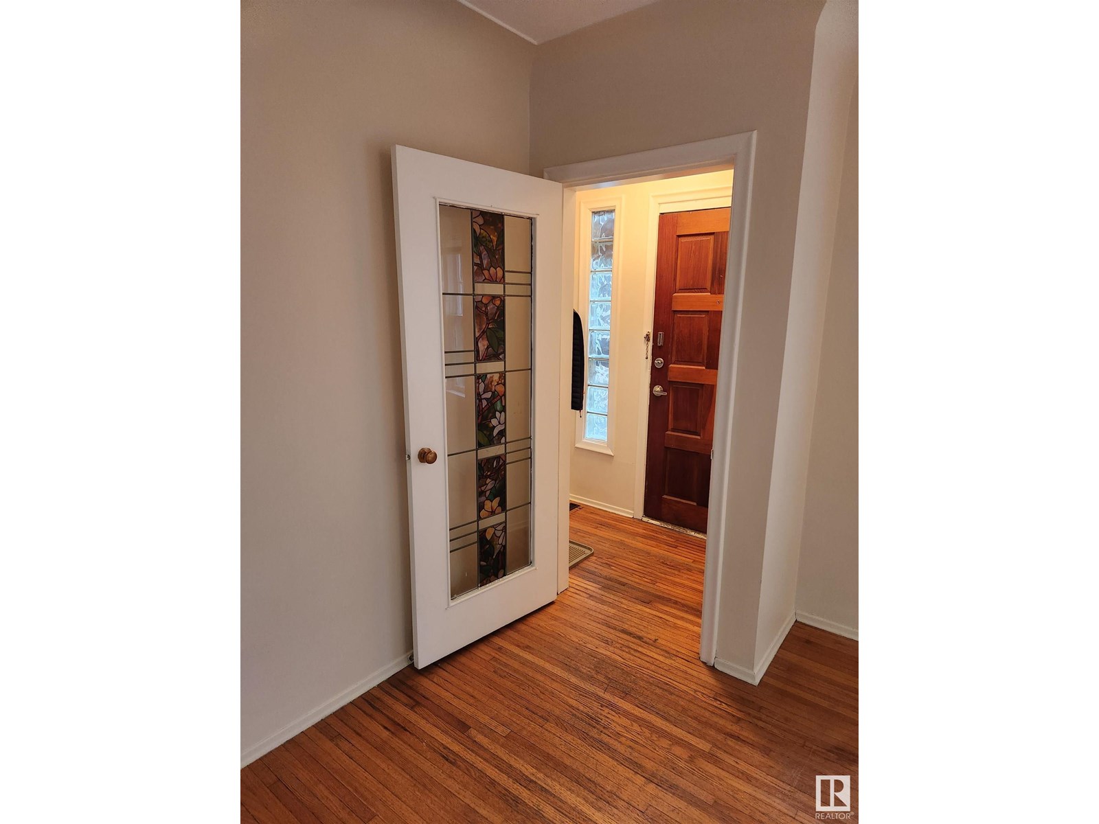 10215 138 St Nw Nw, Edmonton, Alberta  T5N 2H9 - Photo 4 - E4449104
