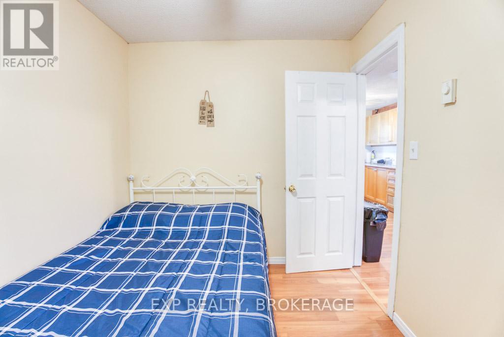 1036 Rossland Lane, Frontenac, Ontario  K0H 1B0 - Photo 13 - X12298296
