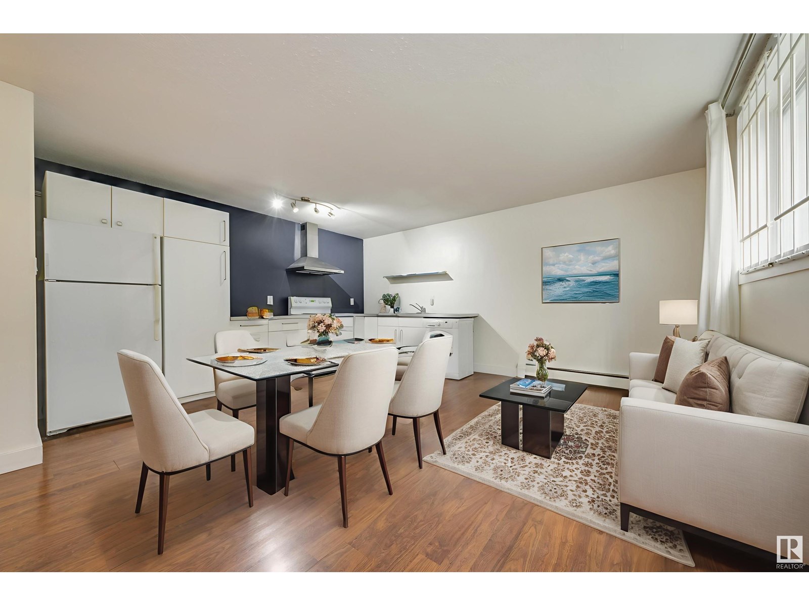 Property at #5 10015 83 AV NW image 1
