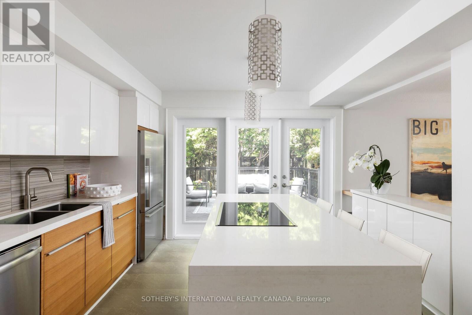 Property at 60 DOONAREE DRIVE image 5