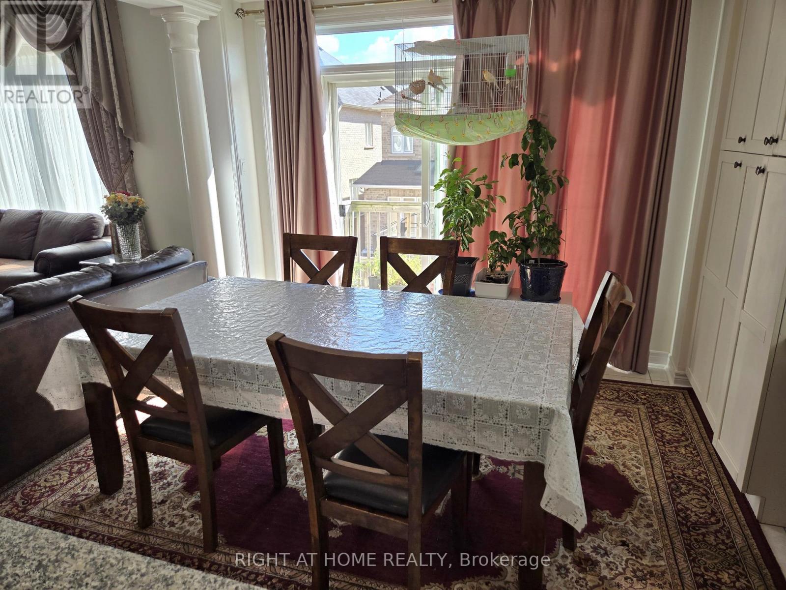 93 Oberfrick Avenue, Vaughan, Ontario  L6A 0N9 - Photo 14 - N12301167