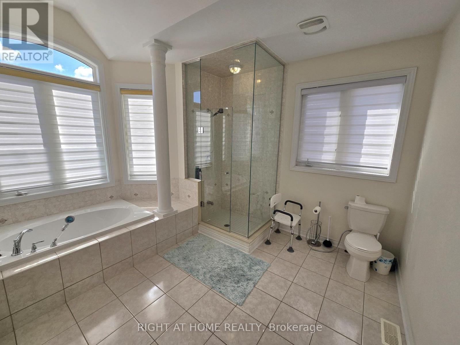 93 Oberfrick Avenue, Vaughan, Ontario  L6A 0N9 - Photo 27 - N12301167
