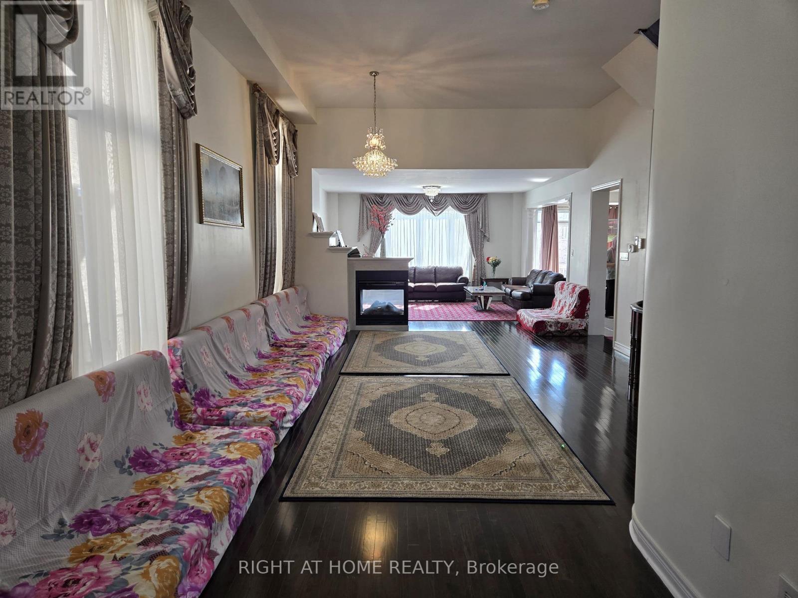 Property at 93 OBERFRICK AVENUE image 4