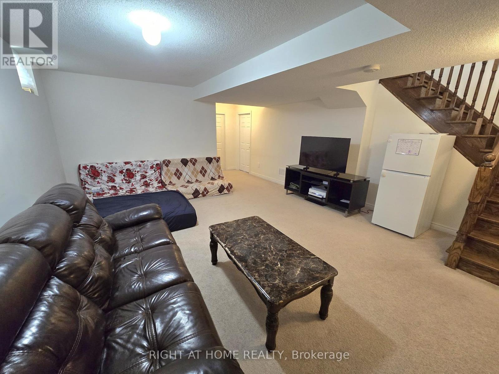 93 Oberfrick Avenue, Vaughan, Ontario  L6A 0N9 - Photo 42 - N12301167