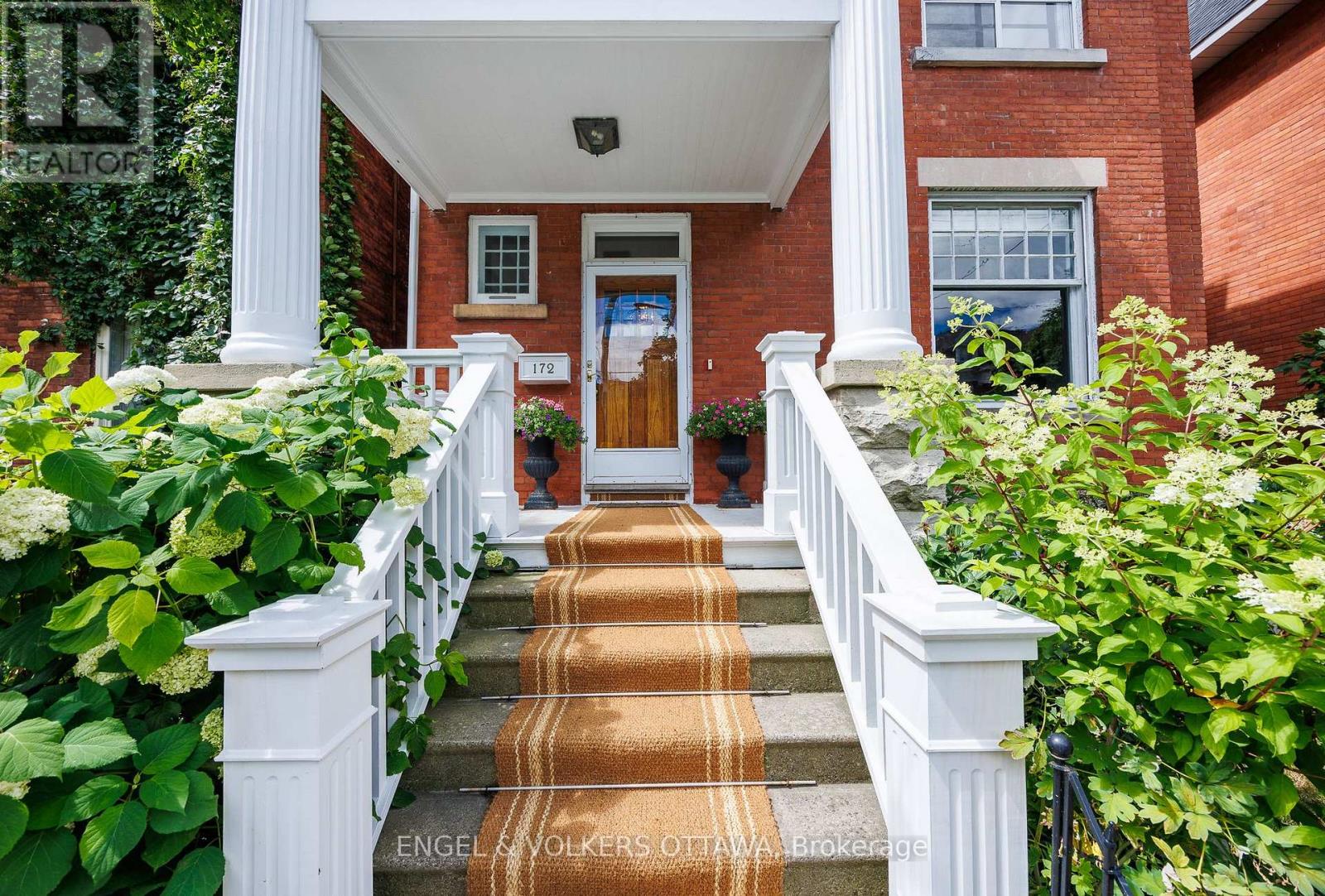 Property at 172 CARTIER STREET N image 2