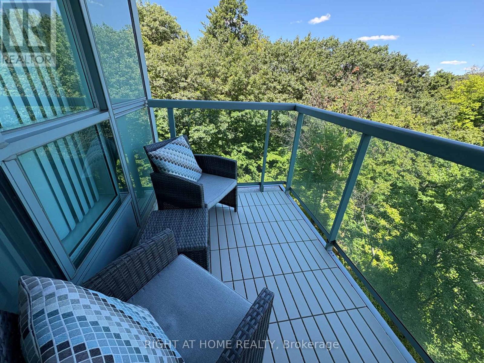 503 - 2565 Erin Centre Boulevard, Mississauga (Central Erin Mills), Ontario  L5M 6Z8 - Photo 1 - W12301174